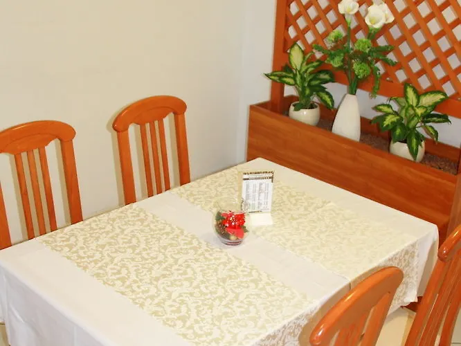 Dujam Hotel 3*