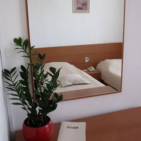 Hotel Dujam 3*