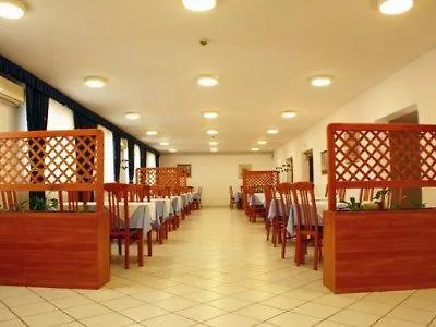 Dujam Hotel 3*